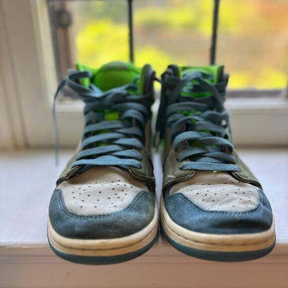 Nike Air Jordans high tops - Size 9 - Picture 7 of 7